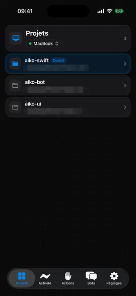 Aiko Remote sur iPhone : la liste des projets du MacBook, aiko-swift ouvert, aiko-bot et aiko-ui.